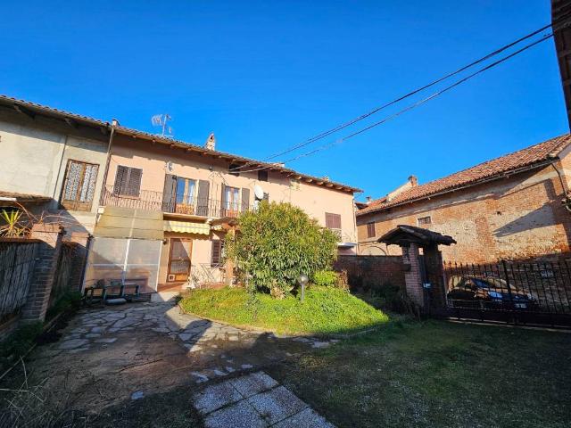 Villa Indipendente in vendita a Moncestino, Alessandria