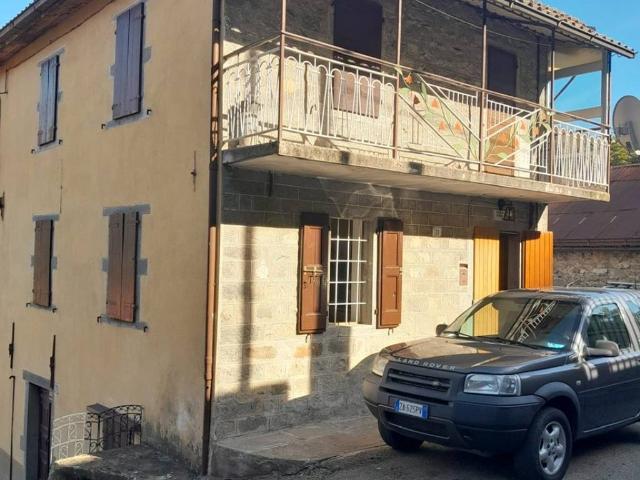 Villa Indipendente in vendita a Monchio Delle Corti, Reggio Emilia
