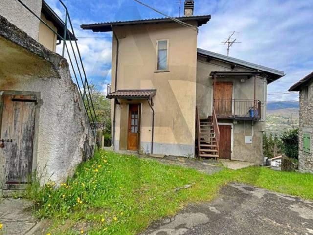 Villa Indipendente in vendita a Monchio Delle Corti, Reggio Emilia