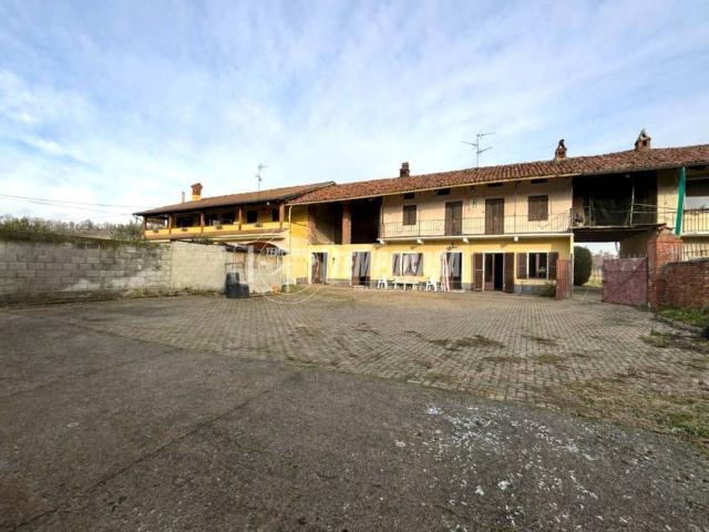 Villa Indipendente in vendita a Piemonte, Vercelli
