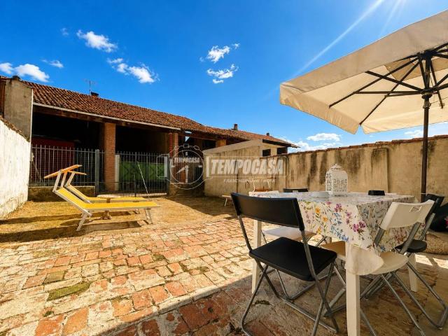 Villa Indipendente in vendita a Piemonte, Vercelli