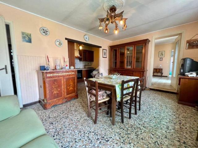Villa Indipendente in vendita a Piemonte, Asti