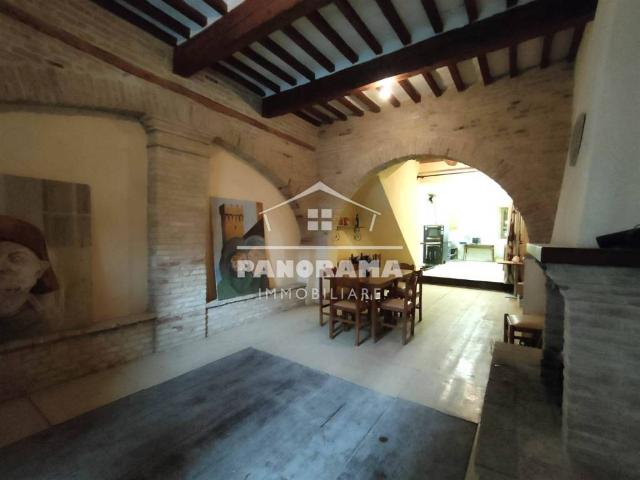 Villa Indipendente in vendita a Mondaino, Reggio Emilia