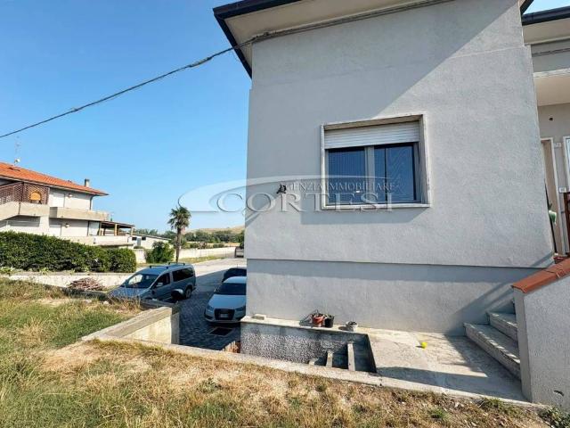 Villa Indipendente in vendita a Marche, Pesaro E Urbino