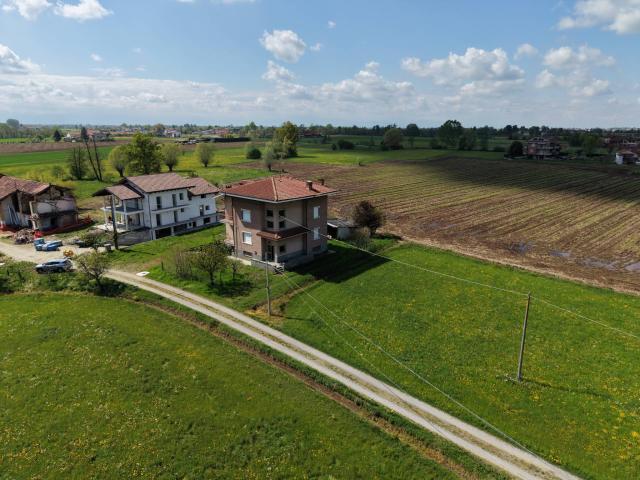 Villa Indipendente in vendita a Piemonte, Cuneo