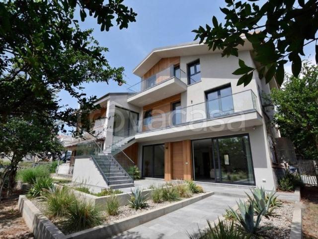 Villa Indipendente in vendita a Piemonte, Cuneo