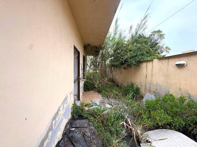 Villa Indipendente in vendita a Sinuessa, Mondragone
