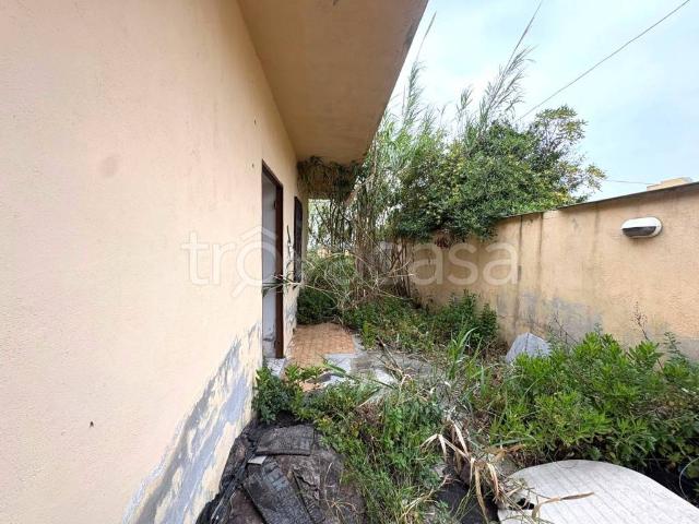 Villa Indipendente in vendita a Sinuessa, Mondragone