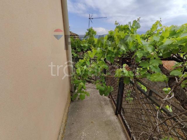 Villa Indipendente in vendita a Monforte San Giorgio, Sicilia