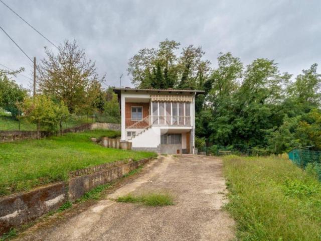 Villa Indipendente in vendita a Piemonte, Asti