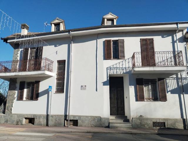 Villa Indipendente in vendita a Piemonte, Asti