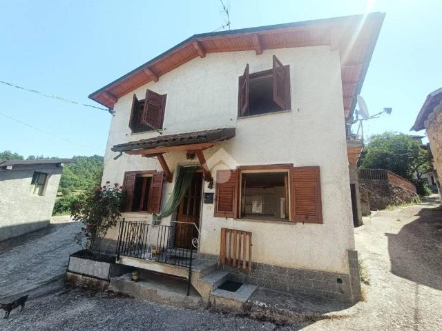 Villa Indipendente in vendita a Piemonte, Alessandria
