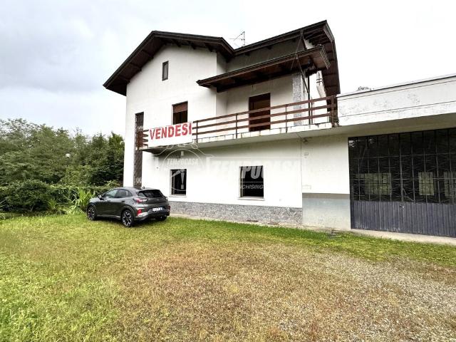 Villa Indipendente in vendita a Piemonte, Biella