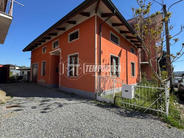 Villa Indipendente in vendita a Piemonte, Biella