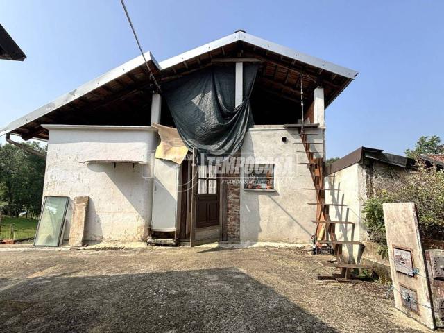 Villa Indipendente in vendita a Piemonte, Biella