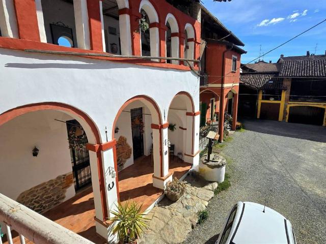 Villa Indipendente in vendita a Piemonte, Biella