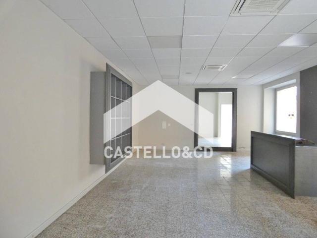 Villa Indipendente in vendita a Moniga Del Garda, Lombardia