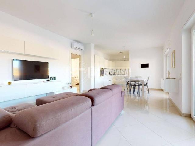 Villa Indipendente in vendita a Puglia, Bari