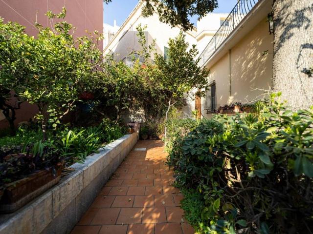 Villa Indipendente in vendita a Puglia, Bari