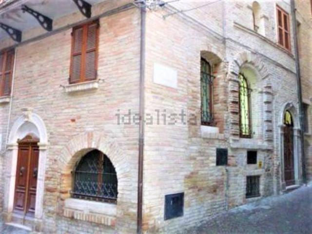 Villa Indipendente in vendita a Stella, Marche