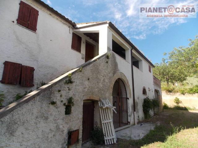 Villa Indipendente in vendita a Stella, Marche