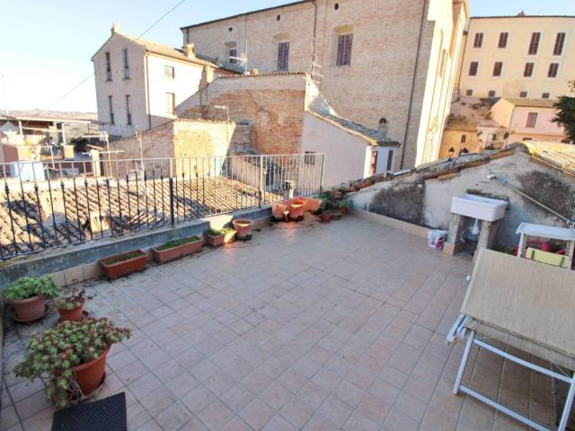 Villa Indipendente in vendita a Stella, Marche