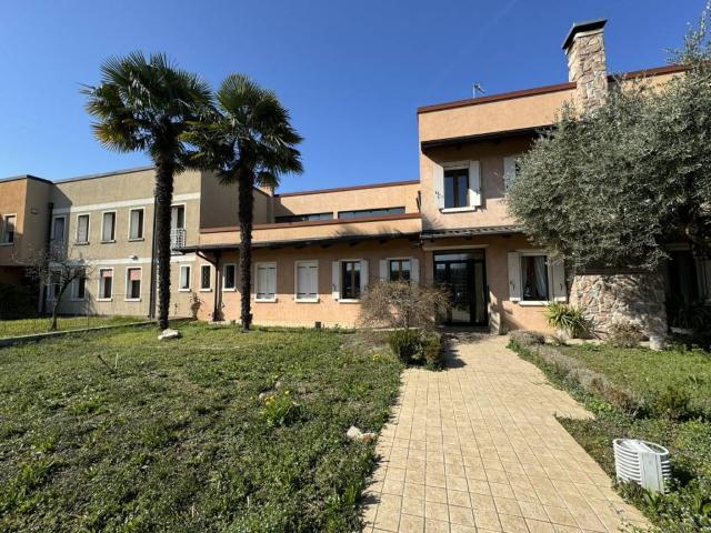 Villa Indipendente in vendita a Monselice, Veneto