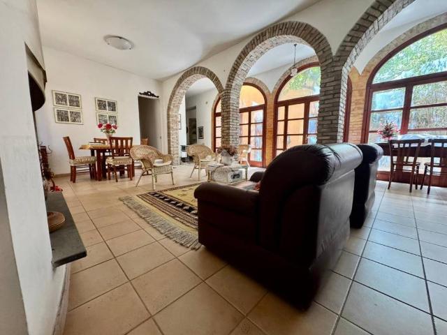 Villa Indipendente in vendita a Monserrato, Sardigna/Sardegna