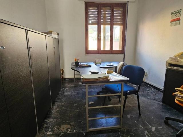 Villa Indipendente in vendita a Monserrato, Sardigna/Sardegna