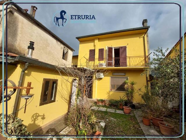 Villa Indipendente in vendita a Le Case, Montevettolini
