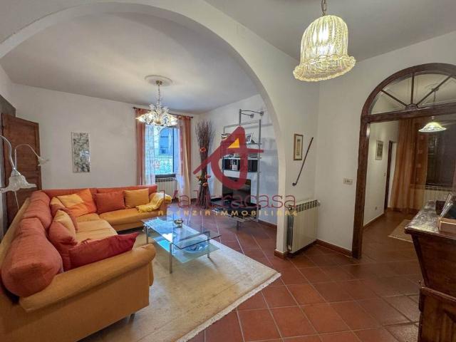 Villa Indipendente in vendita a Monsummano Terme, Pistoia
