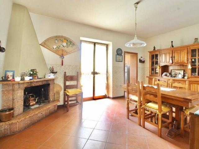 Villa Indipendente in vendita a Cintolese, Monsummano Terme