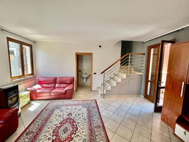 Villa Indipendente in vendita a Grotta Parlanti, Montevettolini