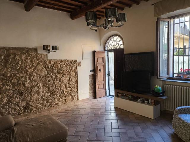 Villa Indipendente in vendita a Montevettolini, Pistoia