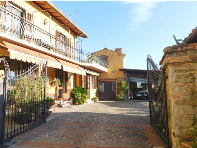 Villa Indipendente in vendita a Pozzarello, Montevettolini