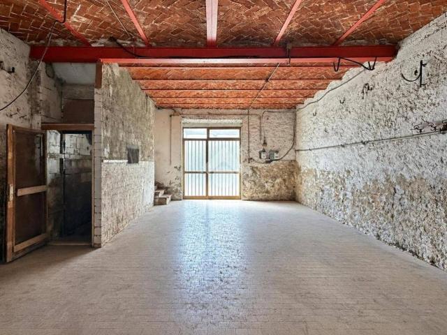 Villa Indipendente in vendita a Le Case, Montevettolini