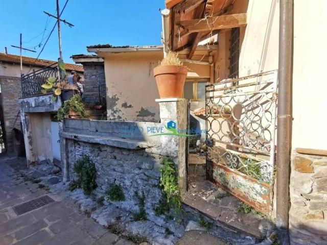 Villa Indipendente in vendita a Pozzarello, Montevettolini