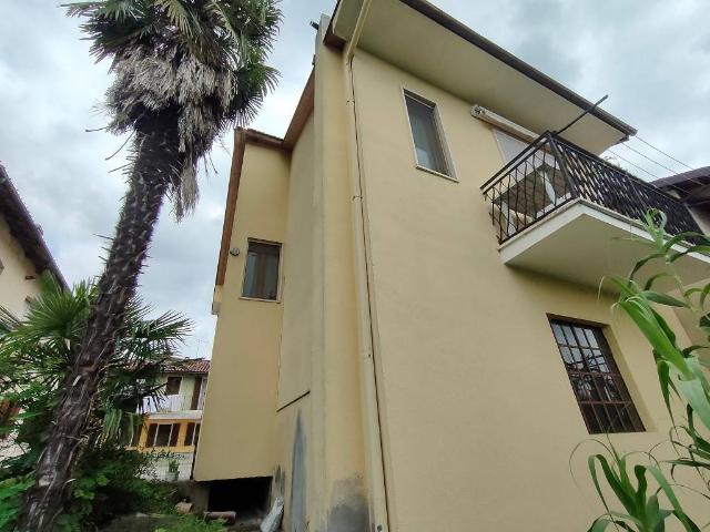 Villa Indipendente in vendita a Piemonte, Asti