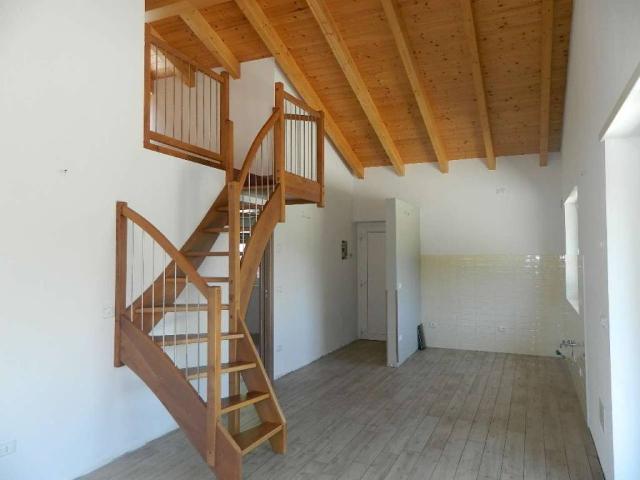 Villa Indipendente in vendita a Montagna In Valtellina, Lombardia