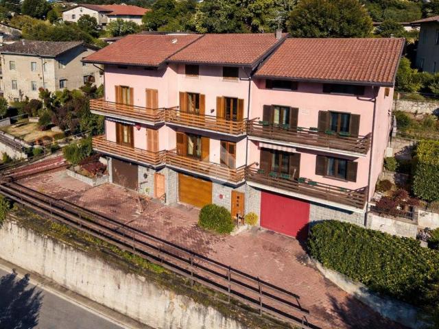 Villa Indipendente in vendita a Montagna In Valtellina, Lombardia