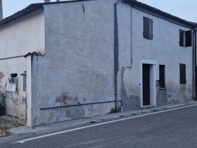 Villa Indipendente in vendita a Montagnana, Padova