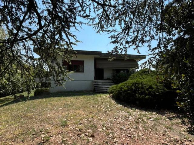 Villa Indipendente in vendita a Montagnana, Veneto