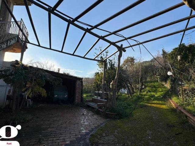 Villa Indipendente in vendita a Montagnareale, Sicilia