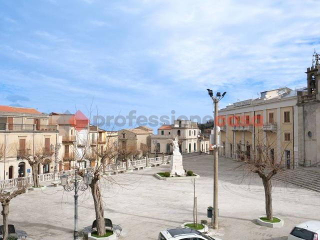 Villa Indipendente in vendita a Montalbano Elicona, Sicilia