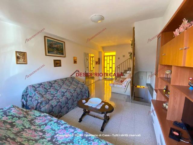 Villa Indipendente in vendita a Montalbano Elicona, Sicilia
