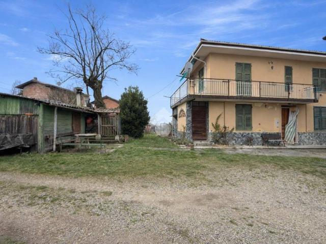 Villa Indipendente in vendita a Piemonte, Alessandria