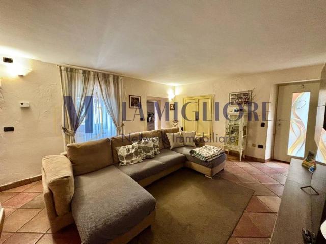 Villa Indipendente in vendita a Tobbiana, Montale