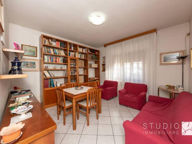 Villa Indipendente in vendita a Montale Alto, Montale