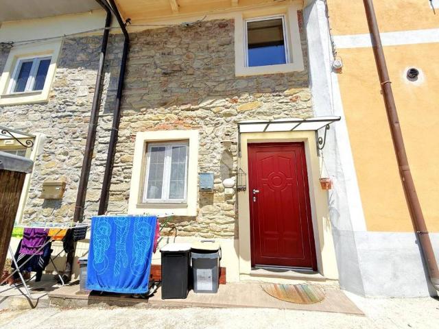 Villa Indipendente in vendita a Tobbiana, Montale
