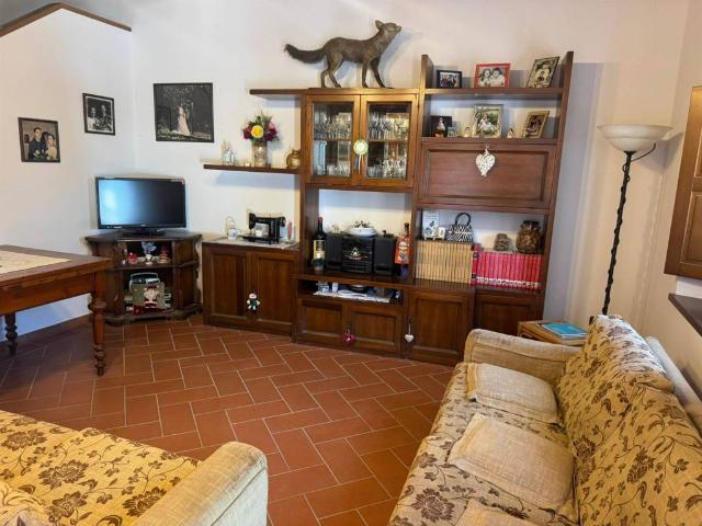Villa Indipendente in vendita a Stazione, Montale